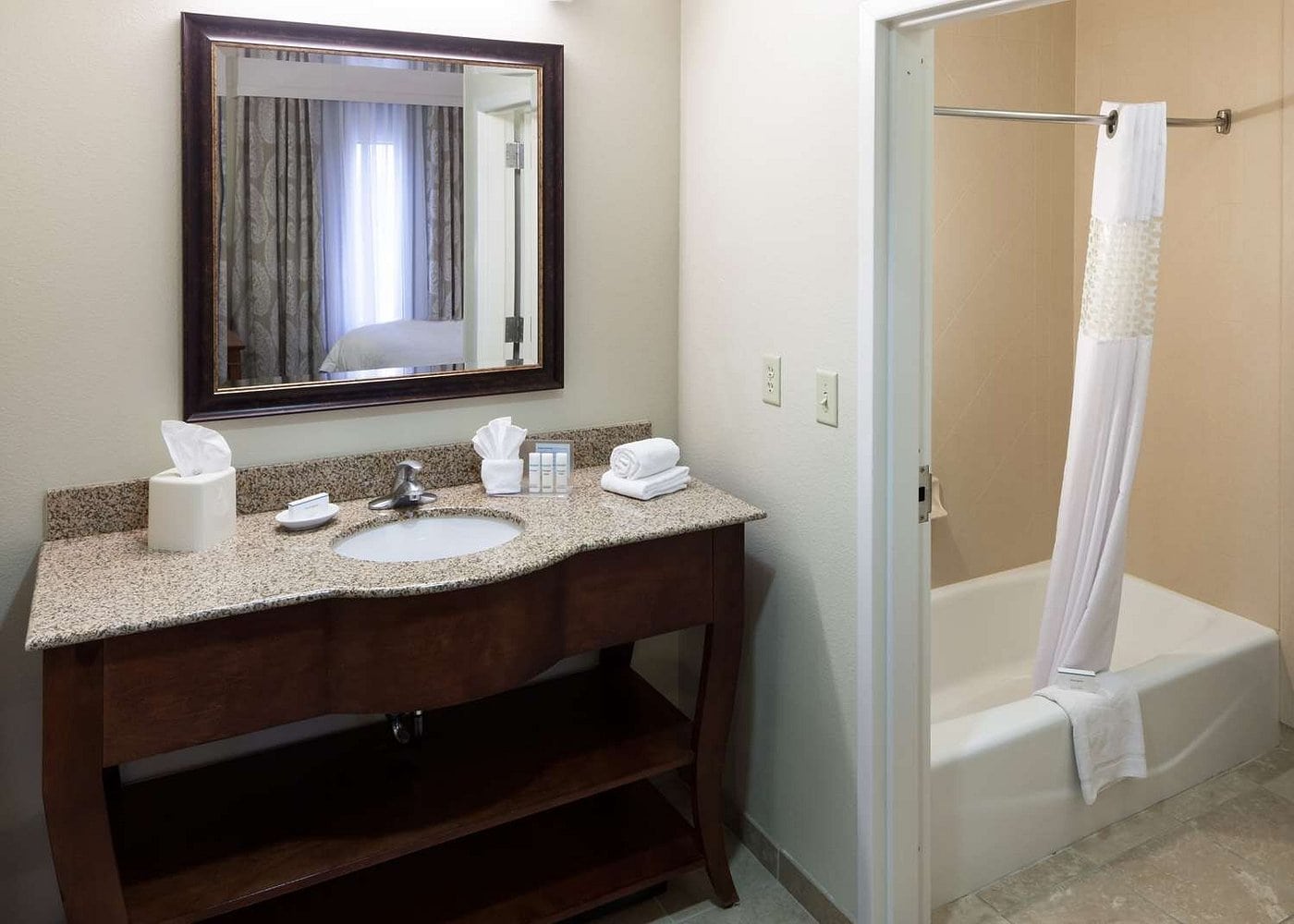Hampton Inn & Suites Colorado Springs-I-25 South Hampton Inn & Suites Colorado Springs-I-25 South