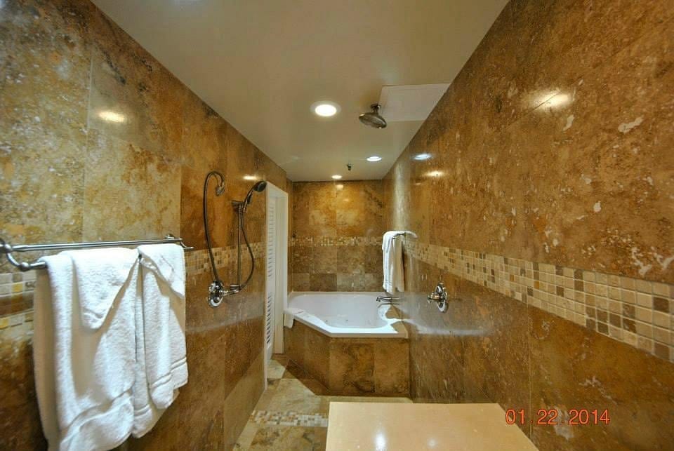 Hyde Park Hotel