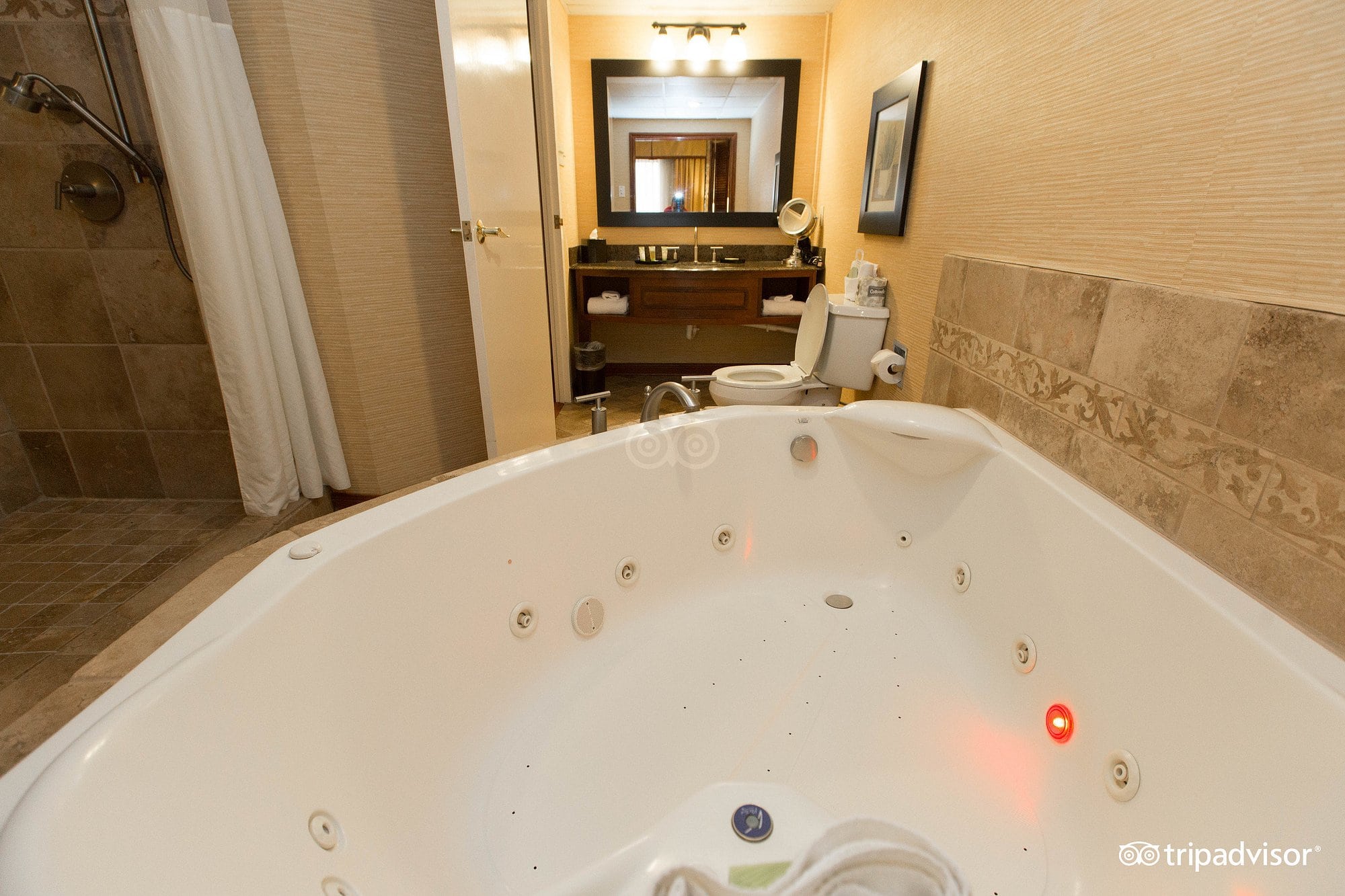Riverwalk Plaza Hotel